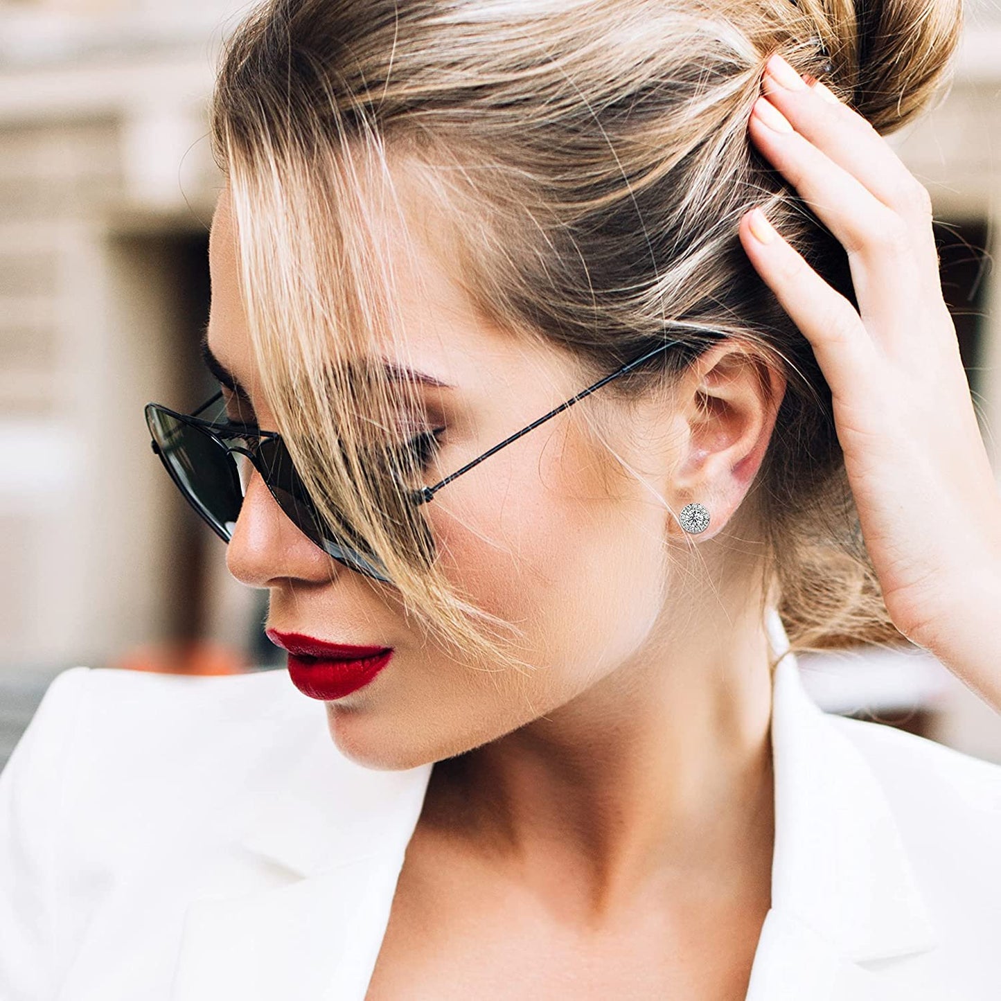 IGI Certified 1.0 or 1-3/8 Cttw Round Brilliant Cut Lab Created Diamond 14K White Gold Halo Stud Earrings (Center Stone G-H Color, VS1-VS2 Clarity) - Choice of Gem Weights